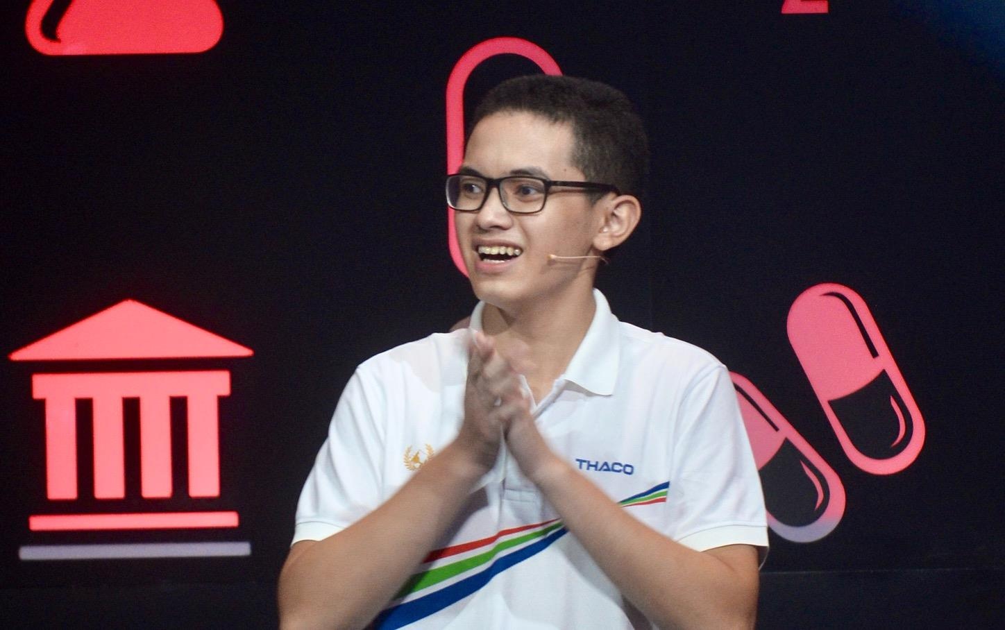 Hoang Cuong tro thanh tan quan quan 'Duong len dinh Olympia' nam 18 hinh anh