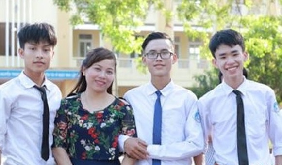 Nghi luc thu khoa khoi C tung thi truot dai hoc hinh anh