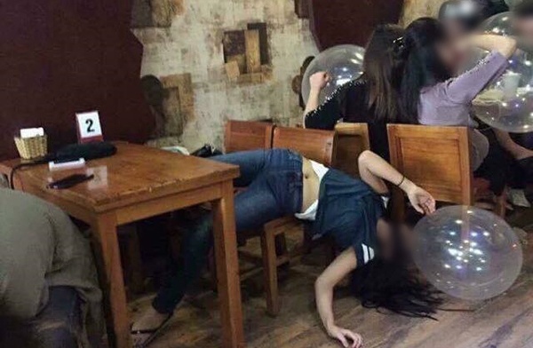 Shisha, bong cuoi - canh bao thu choi chet nguoi trong gioi tre hinh anh