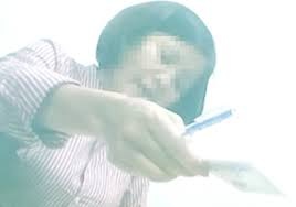 DH Cong nghiep Ha Noi ky luat can bo thu tien chong truot tieng Anh hinh anh