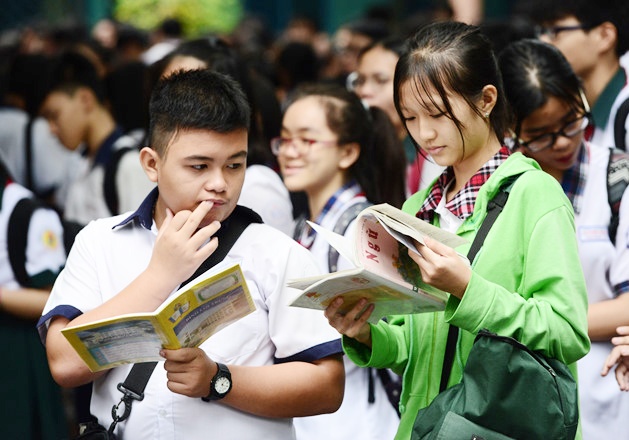 De thi tuyen sinh lop 10 o TP.HCM se ra sao? hinh anh