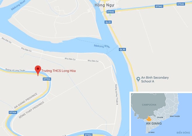 thay giao danh hoc sinh anh 2