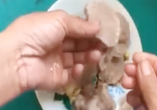 Cong an dieu tra vu thuc an nghi nhiem san o truong mam non hinh anh