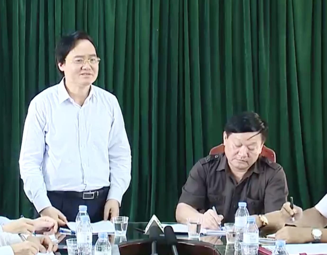 Xu ly nghiem vu nu sinh lop 9 bi ban danh hoi dong da man o Hung Yen hinh anh