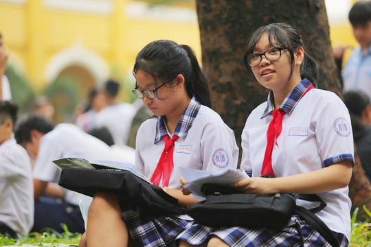 Truong Tran Dai Nghia ngung tuyen sinh lop chuyen Tin hoc hinh anh