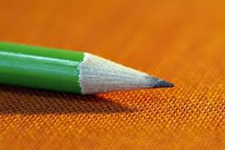 Bi ban cam but chi sau vao mong 16 cm va canh bao nhung tro nghich dai hinh anh