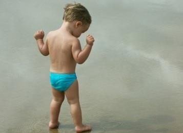 So mong ban hoc nu, be trai lop 2 bi me phat mac quan lot dung tan hinh anh