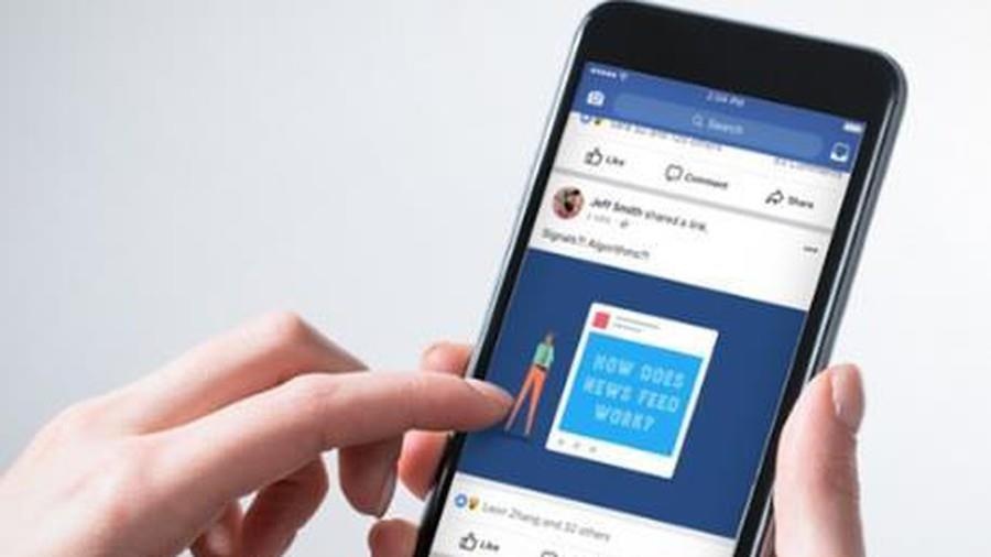 Nam sinh Phu Tho chup anh de thi gui qua Facebook nho ban giai ho hinh anh