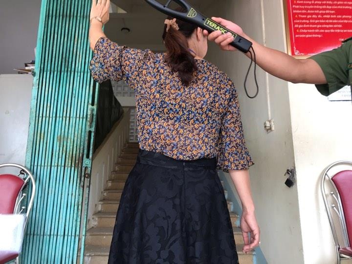 cham thi thpt quoc gia anh 1