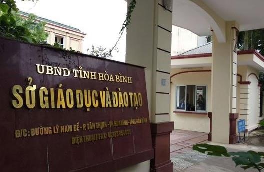 Truong ban chi dao thi Hoa Binh 'lo mat an, ngu' sau vu gian lan diem hinh anh