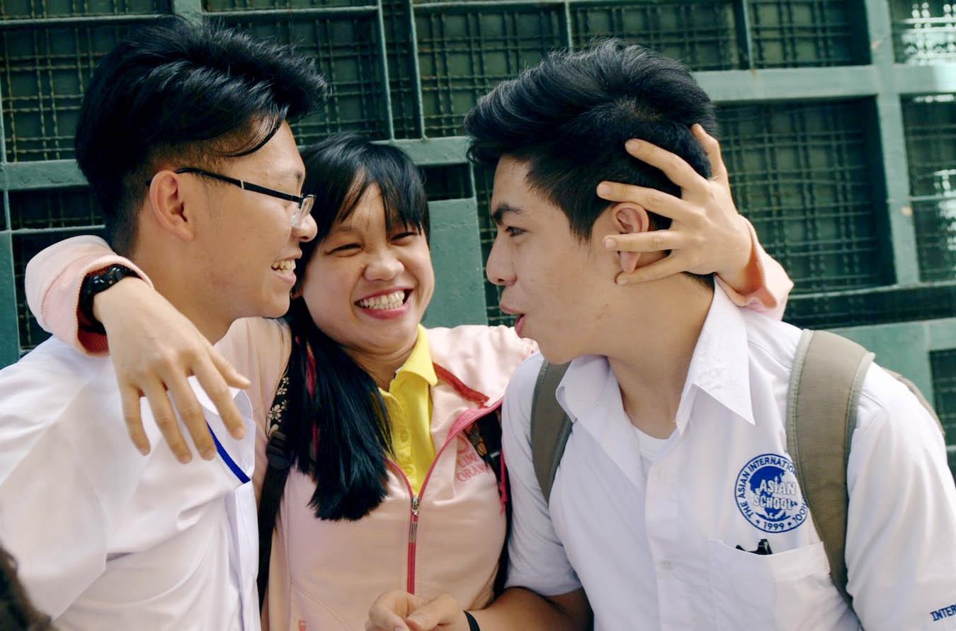 Cac tinh dong loat cong bo diem thi, thay thuc dem tra cuu cung tro hinh anh