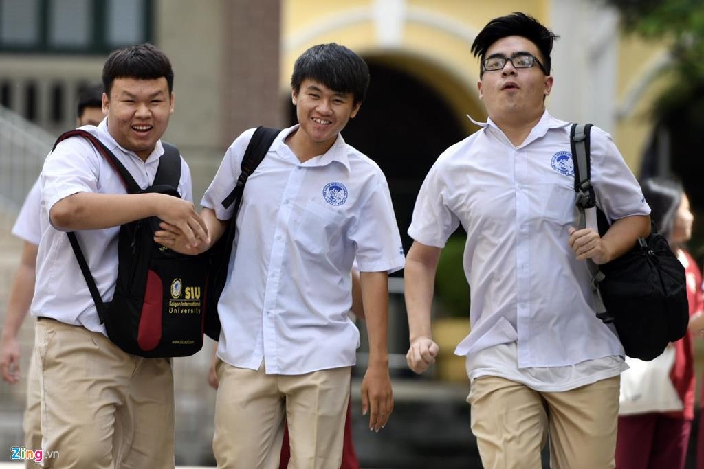 Ha Noi cong bo diem thi THPT quoc gia 2019 hinh anh