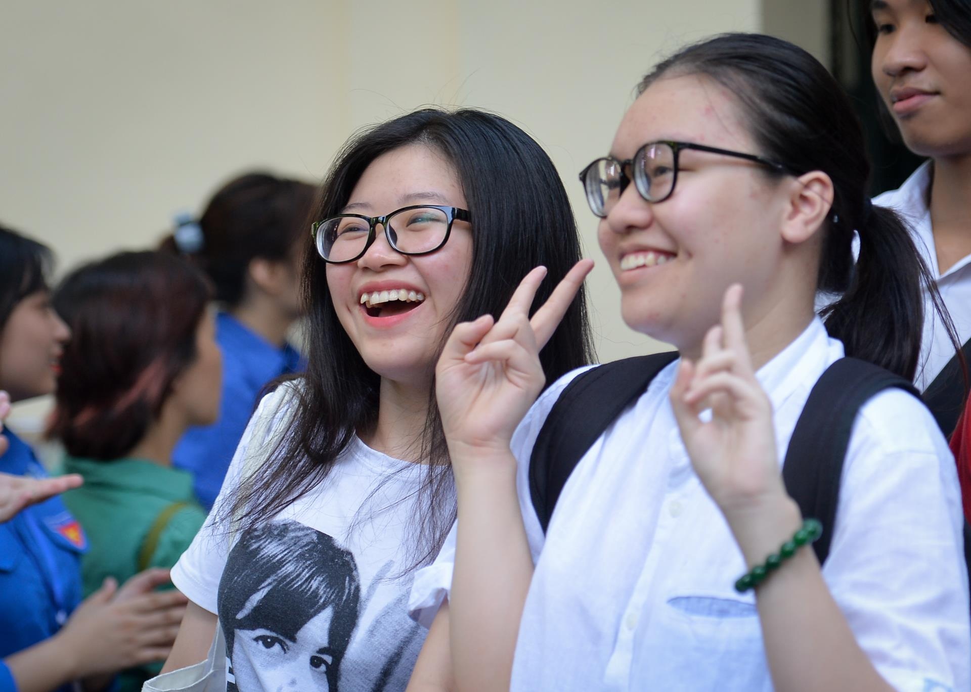 Diem chuan du bao vao DH Bach khoa Ha Noi co nganh len den 28 hinh anh