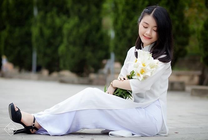 thu khoa ky thi thpt quoc gia anh 8