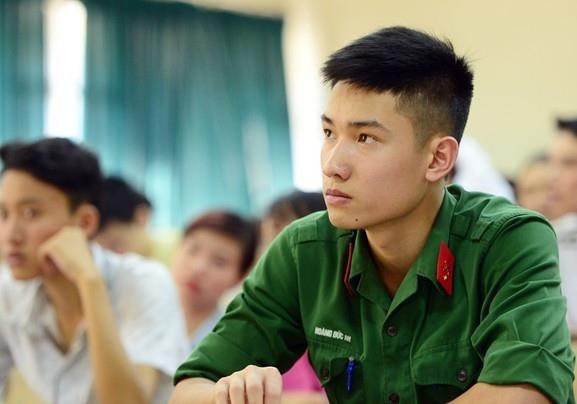 Nganh hoc co ty le 1 'choi' 100 va nhung luu y ve xet tuyen quan doi hinh anh