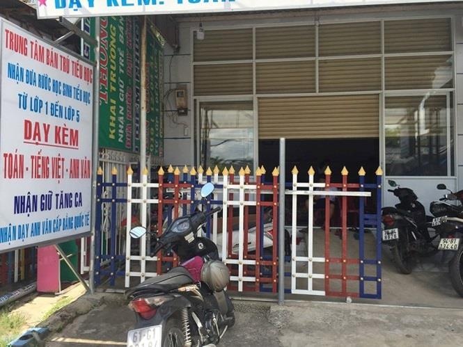 bé trai bị bỏ quên ảnh 1 be trai bi bo quen anh 1