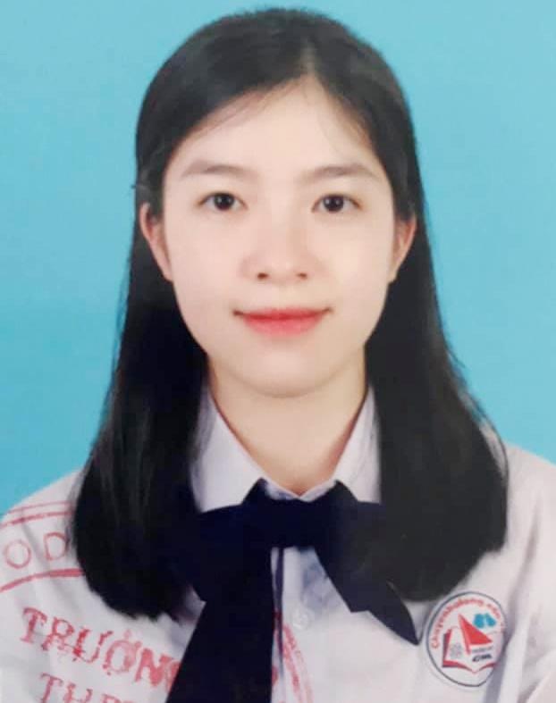 nu sinh vao thang DH Duoc anh 1