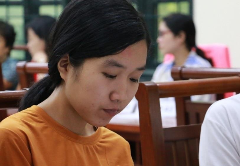 Nu sinh ngheo Ha Tinh tuong gac giac mo giang duong vao DH Duoc hinh anh