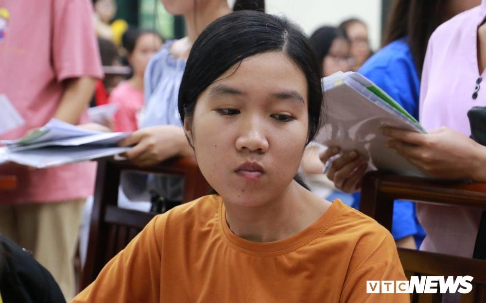 nu sinh ngheo nhap dai hoc duoc anh 3