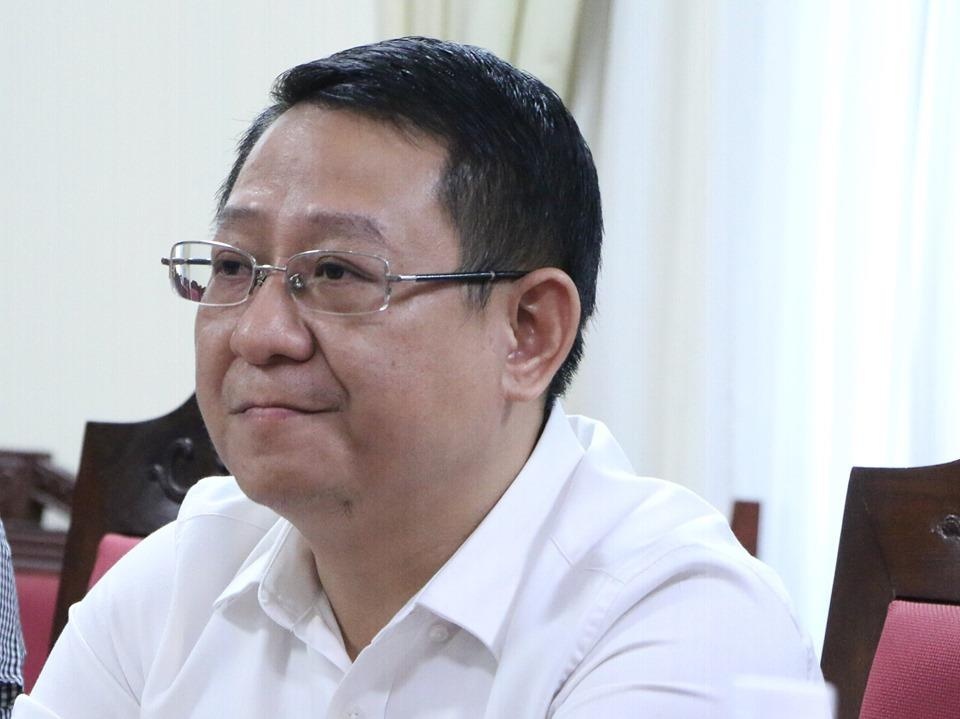 hiệu trưởng vô cảm khi trẻ gãy chân ảnh 1 hieu truong vo cam khi tre gay chan anh 1