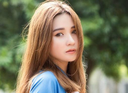 Hoa khoi DH Bach khoa Ha Noi hoc gioi, viet chu dep hinh anh