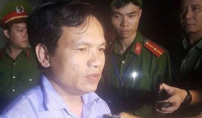 Bo GD&DT huy quyet dinh xem xet ky luat nhieu cuc, vu truong hinh anh