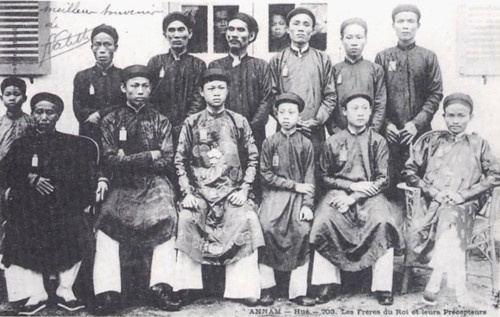 dạy học trong cung đình  ảnh 1 day hoc trong cung dinh anh 1