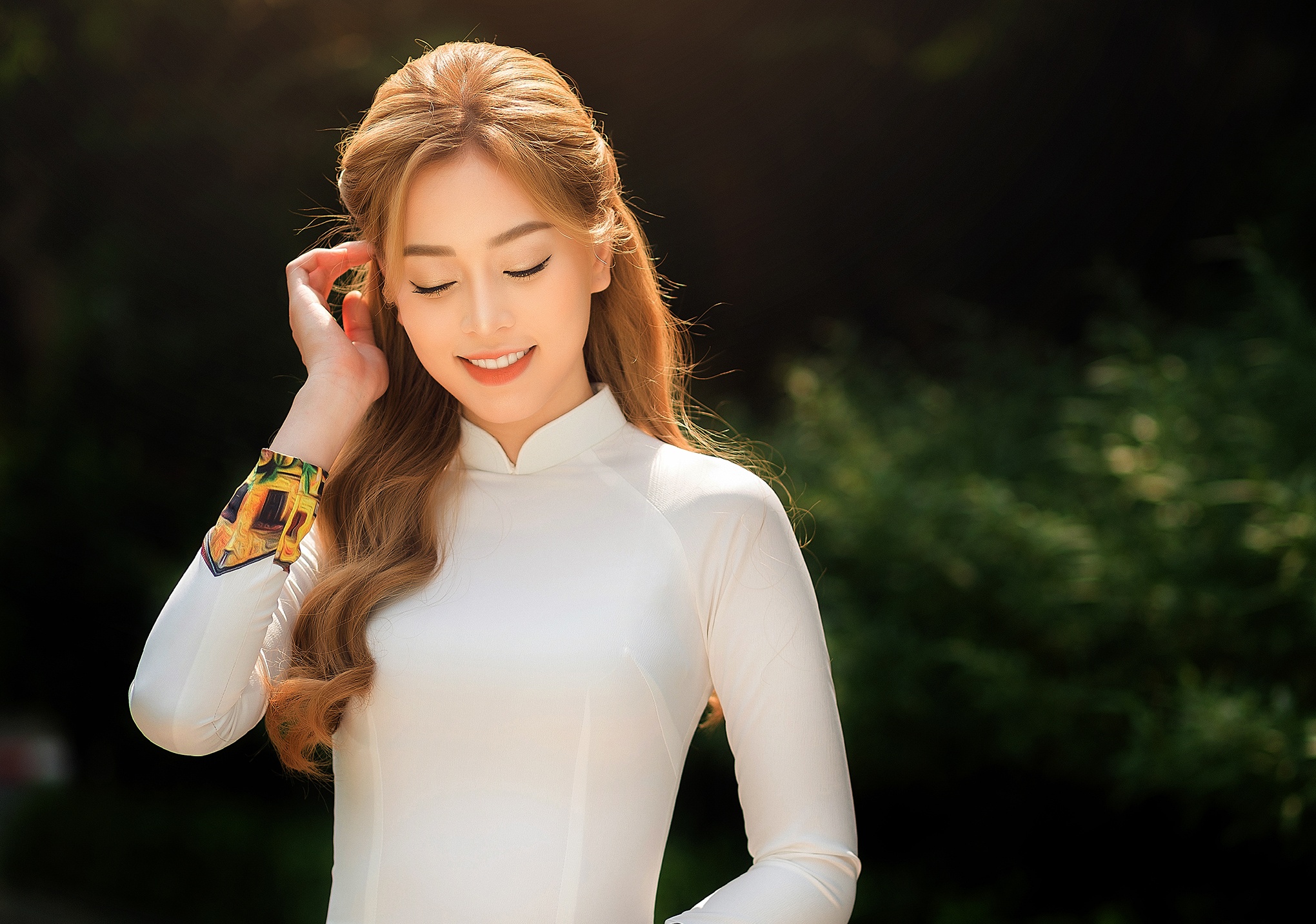 a hau phuong nga hoc gioi anh 1