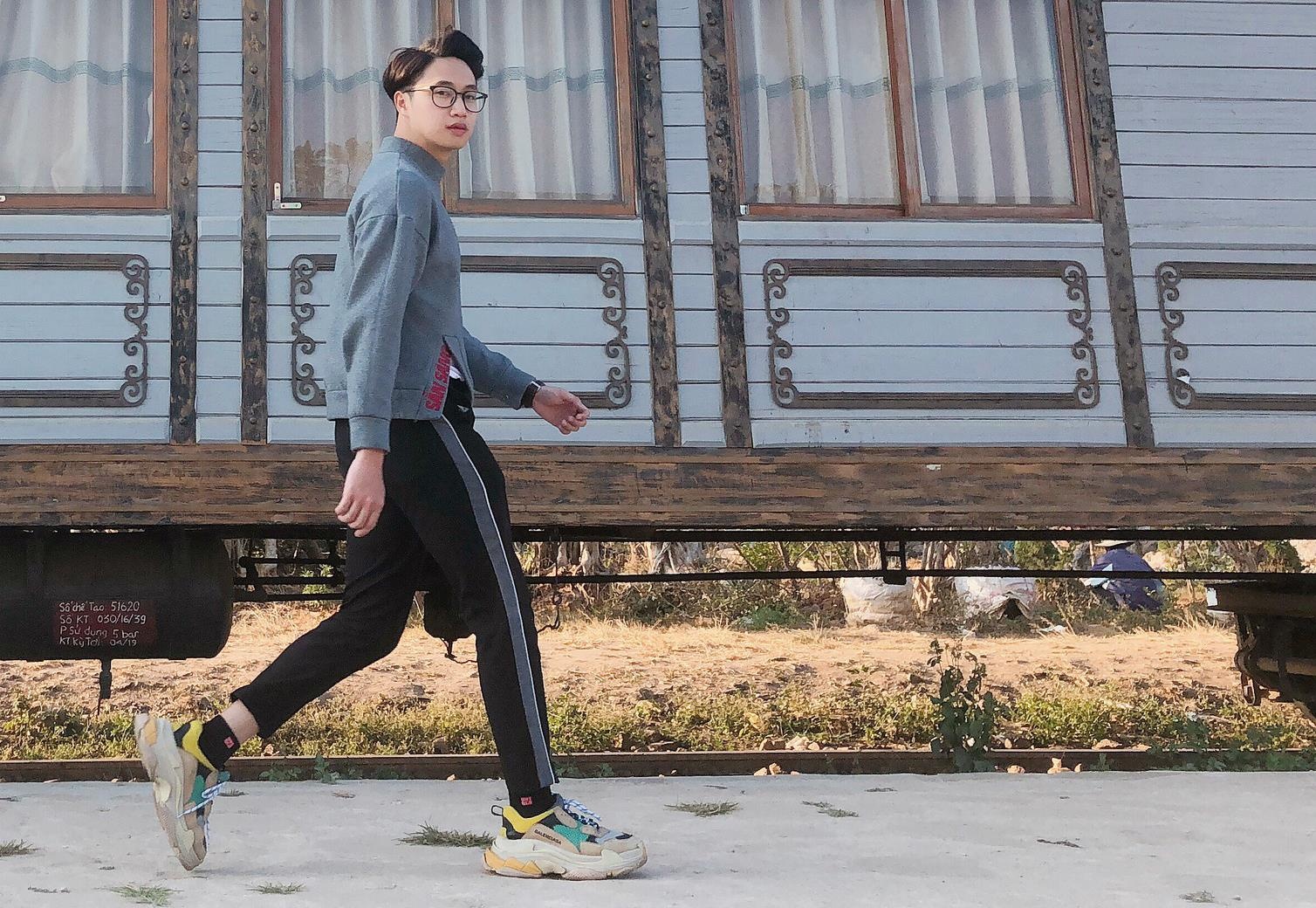 Nhung nam sinh truong quan doi gay chu y vi dep trai hinh anh