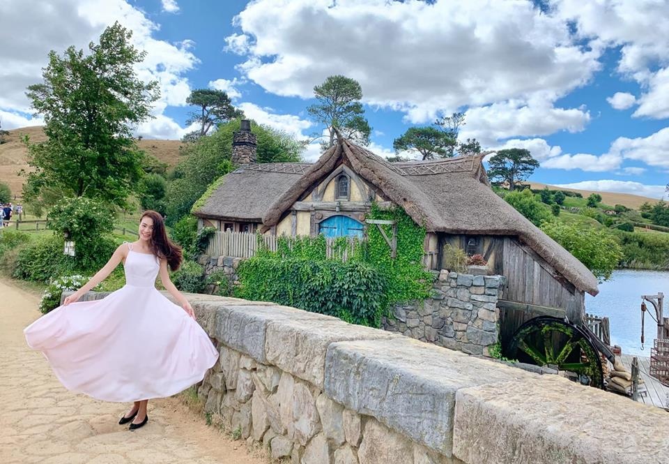 hoa hau la sinh vien gioi anh 6