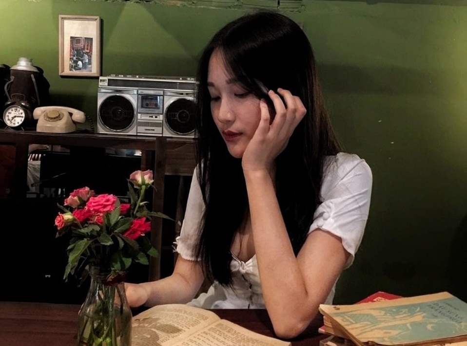 nu sinh cao 1, 74 m anh 3