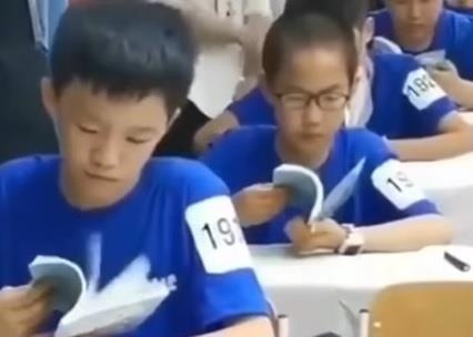 Tranh cai ve khoa hoc day tre doc sieu toc o Trung Quoc hinh anh