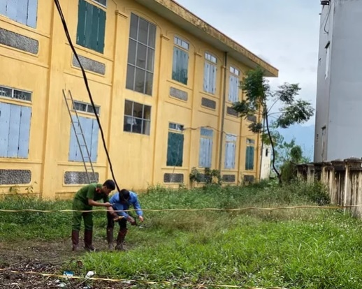 học sinh bị điện giật ảnh 1 hoc sinh bi dien giat anh 1