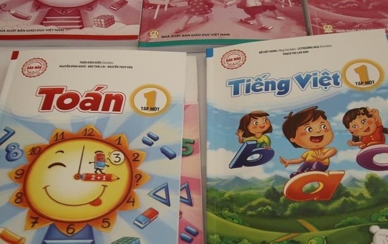 Sach giao khoa se duoc lua chon cong khai, minh bach? hinh anh