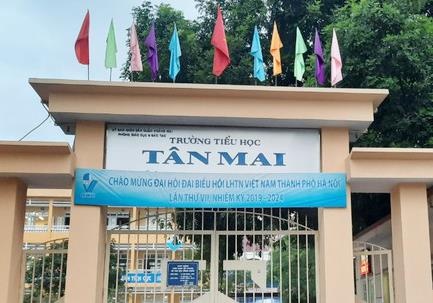 Nhieu hoc sinh truong Tieu hoc Tan Mai dau bung, nghi om hinh anh