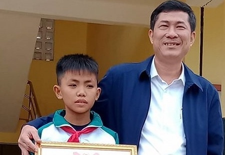 tra lai vang cho nguoi mat anh 1