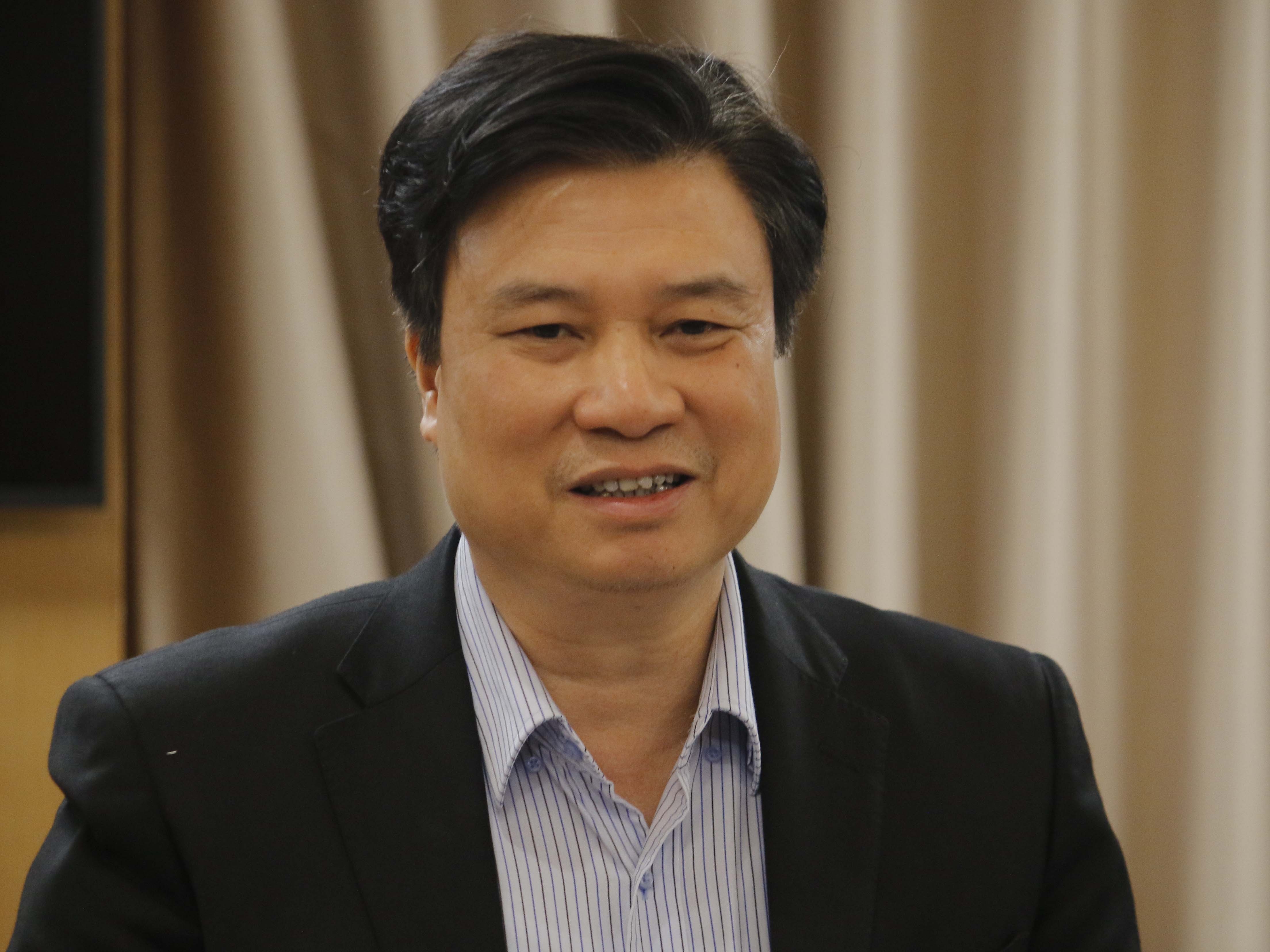 Bo GD&DT: Khong the tham dinh sach cua GS Ho Ngoc Dai theo cach khac hinh anh