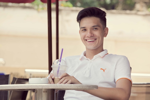 Hot boy Viet kieu Nga cao 1m92: 'Toi chuan men 100%' hinh anh