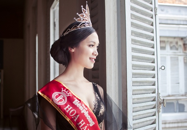 Thuy Dung lam vedette BST cua Hoang Hai tai Anh hinh anh