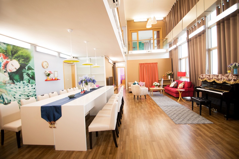 Can canh ngoi nha chung trieu do cua thi sinh Next Top Model hinh anh