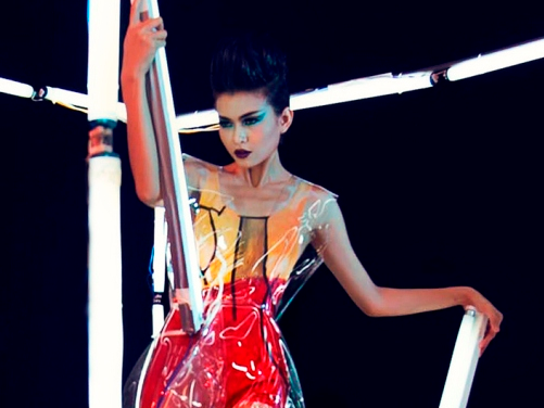 Trai xinh gai dep Next Top Model hoa nguoi ngoai hanh tinh hinh anh