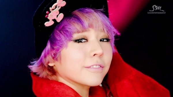 Nhung vu ngat xiu tren san khau cua sao Kpop hinh anh