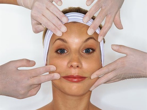 11 dieu bac si tham my Hoa Ky luon giau hinh anh