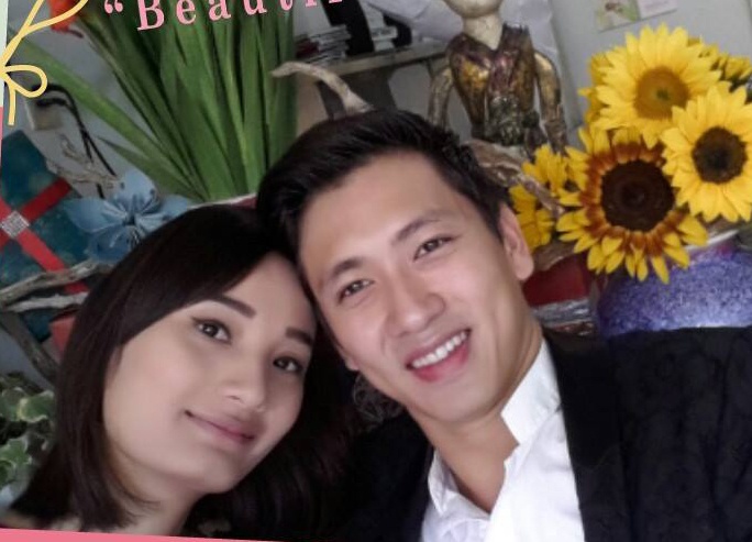 Le Thuy lan dau khoe nguoi yeu dip nam moi hinh anh