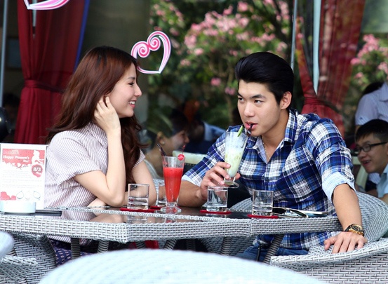 Diem My 9X hen ho Truong Nam Thanh ngay 8/3 hinh anh