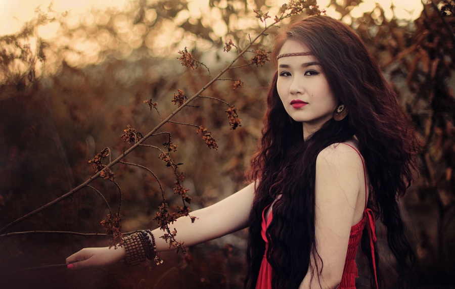 Vo Ha Tram nu tinh voi phong cach bohemieng hinh anh