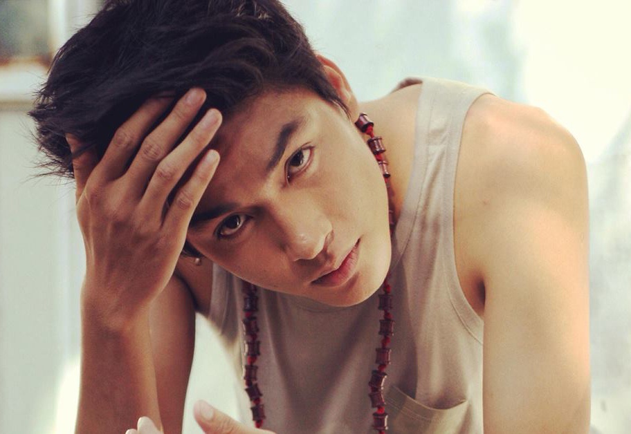 Ngam street style tinh nghich cua Quang Dai Next Top Model hinh anh