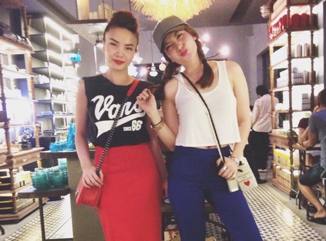 Street style ngay he mat mat cua my nhan Viet tuan qua hinh anh