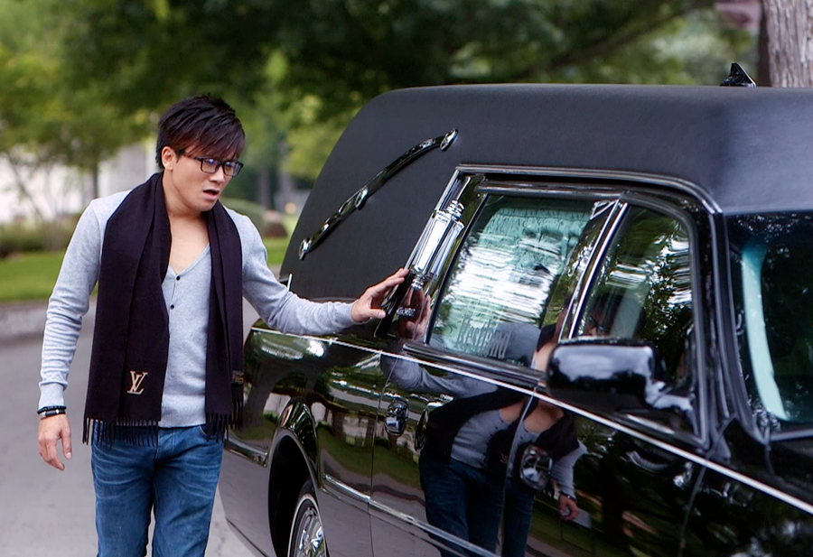 Khang Viet quay MV voi nha dep, xe sang tai My hinh anh