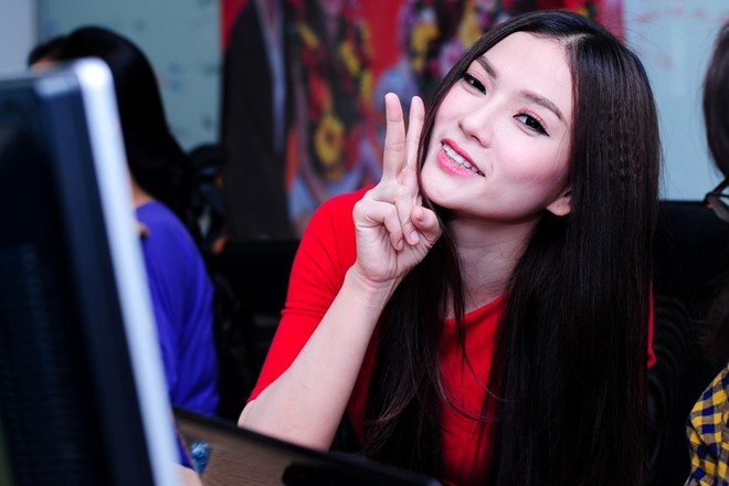 Thu Thuy: 'Toi va Yen Trang khong con than thiet' hinh anh